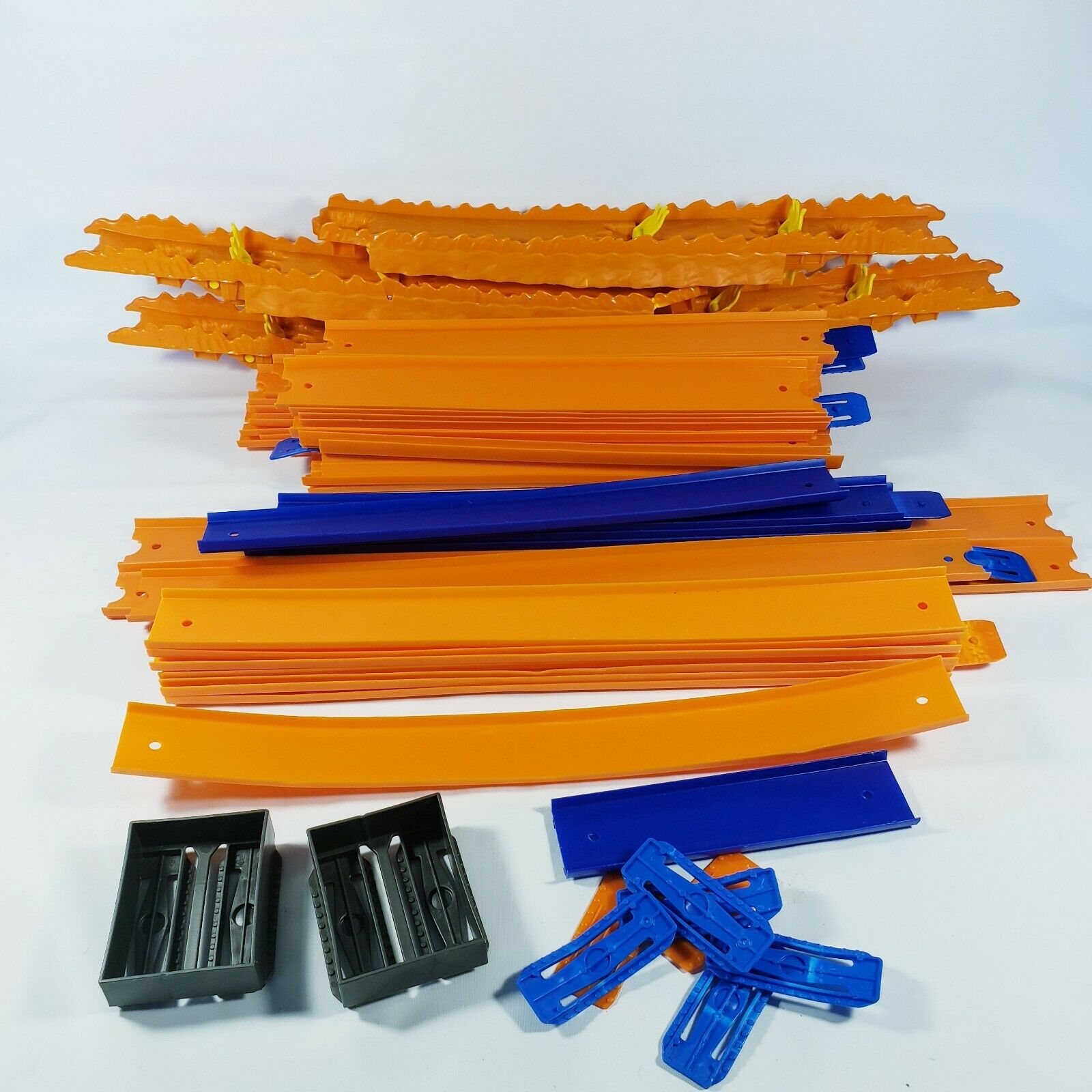 Lot 65 Pcs 50+ Ft Hot Wheels Toy Race Track Orange Connectors & Misc Pieces